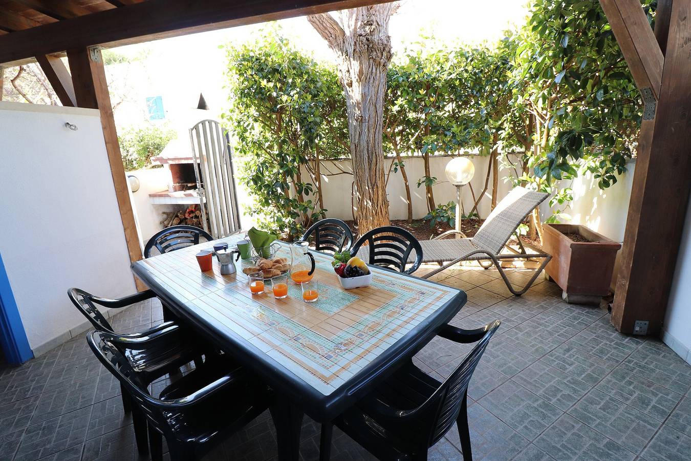 Casa Adele en Torre dell'Orso con jardín privado, Wi-Fi y aire acondicionado in Torre Dell'orso, Provincia de Lecce