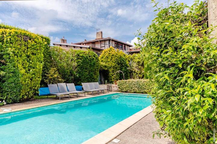 Location de vacances pour 14 personnes, avec piscine et jardin à Lisle-sur-Tarn - 2