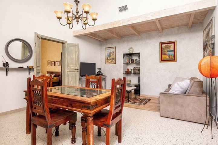 Holiday rental for 6 people, with balcony and hot tub, with pets in Cefalù