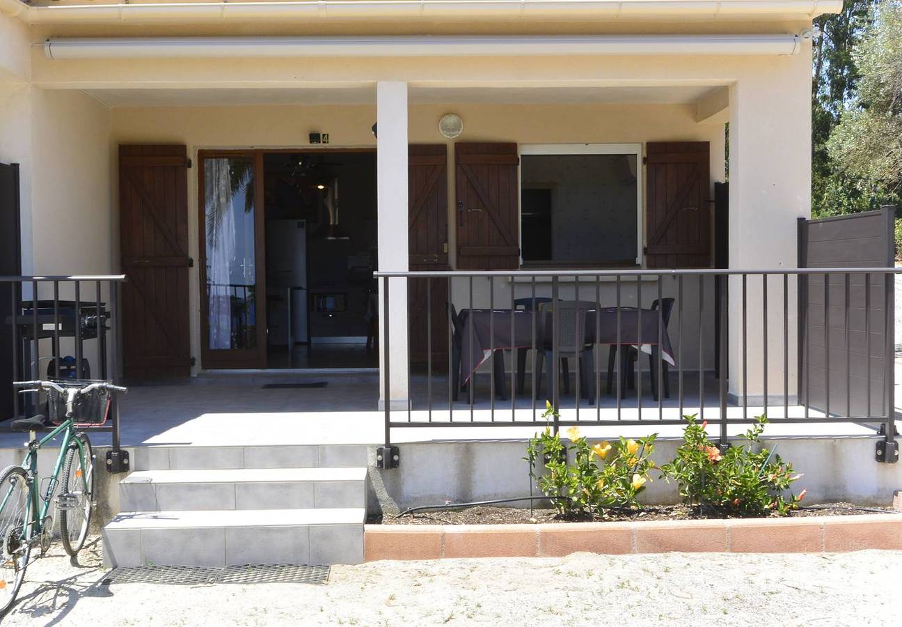 Apartamento entero, Me Cardellini 4 - Piscina En Residencia - paseo de la playa in Sari-Solenzara, Distrito de Sartène