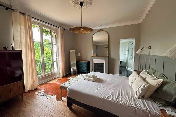 Gîte pour 10 personnes, avec Jardin à La Chapelle-Saint-Mesmin - 3