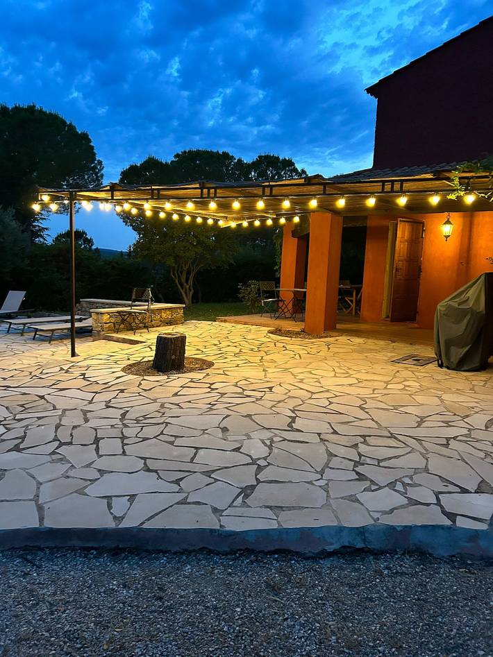 Location de vacances pour 8 personnes, avec balcon et jardin à Cotignac - 3