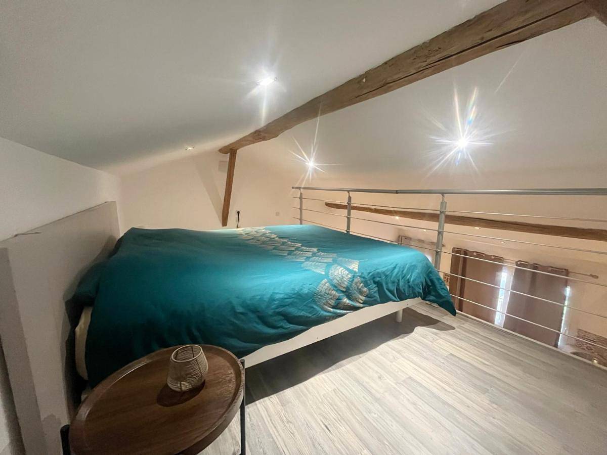 Appartement entier, Studio Mezzanine cozy proche gare et canal du midi in Castelsarrasin, Tarn-et-Garonne