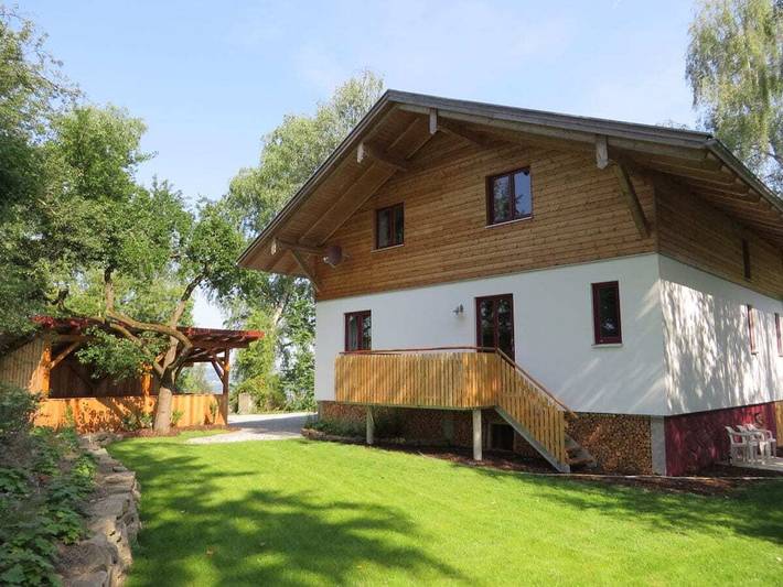 Ferienhaus für 8 Personen, mit Whirlpool und Garten in Regen (Ostbayern)