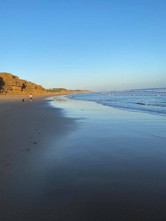 Holiday home for 8 people, with balcony and garden in Jan Juc