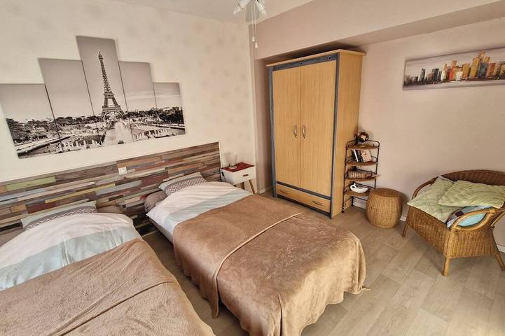 Gîte pour 4 personnes, avec piscine ainsi que sauna et jardin à Saint-Remèze - 4