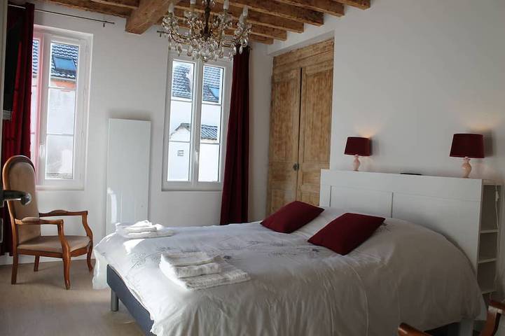 Maison de campagne proche toutes commodités in Villechétif, Parc naturel régional de la Forêt d'Orient