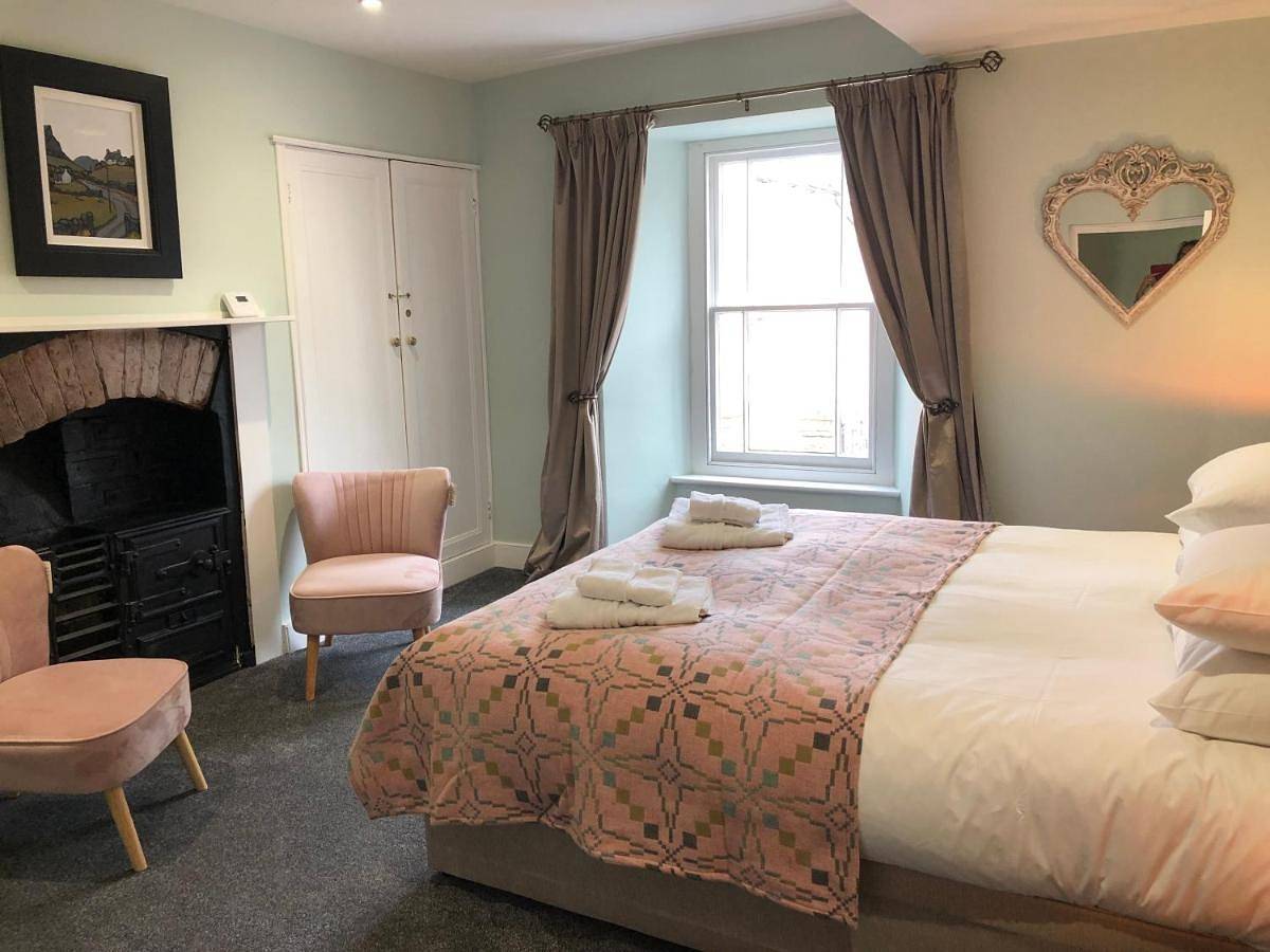 Mount Street House in Brecon, Brecon Beacons