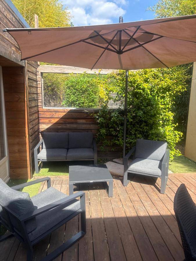 Gîte pour 4 personnes, avec vue ainsi que jardin et piscine à Allemagne-en-Provence - 3