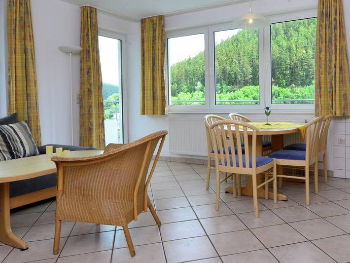 Ganze Wohnung, Große Ferienwohnung in Willingen mit Balkon in Willingen, die Mittelgebirge