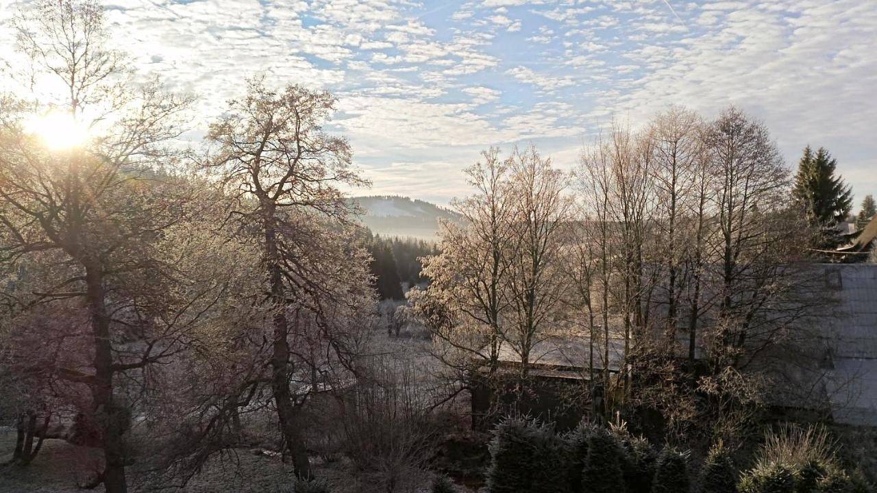 Six-Bedroom House in Abertamy, Karlsbad Regio