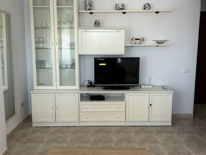 Ferienwohnung für 3 Personen, mit Terrasse und Garten sowie Pool in Torre del Mar - 2