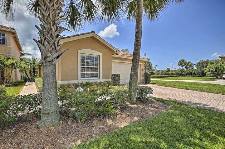 Vacation house for 6 people, with hot tub and pool as well as terrace and yard - 1