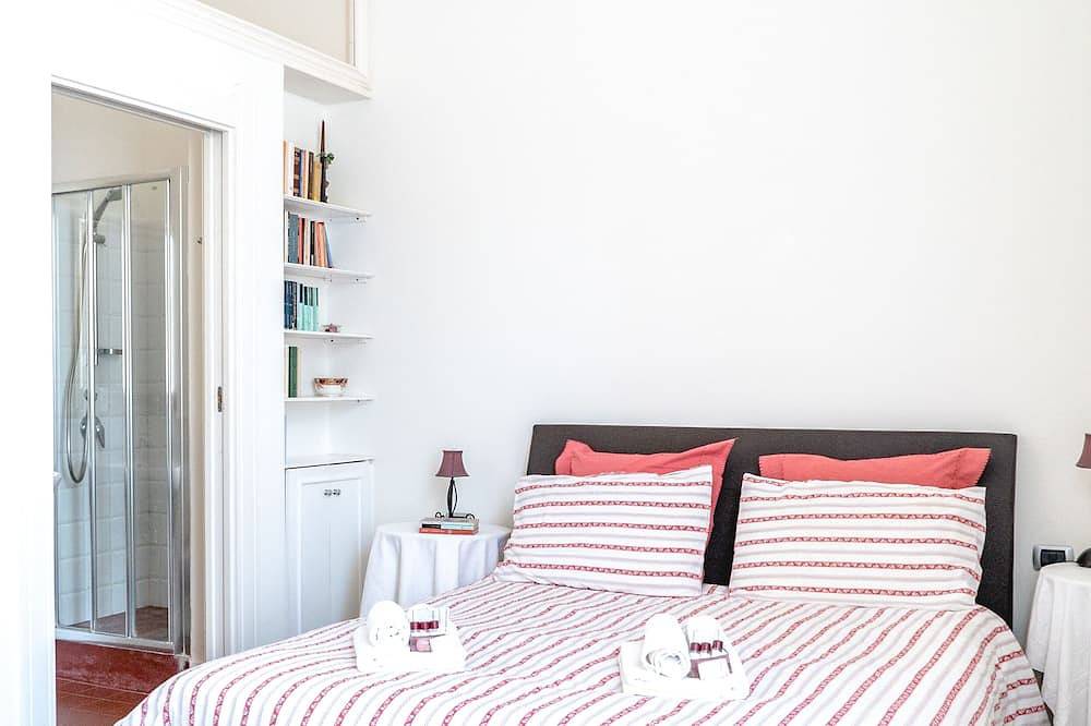 Ganze Wohnung, Charming apartment a few meters from a beach with crystal clear waters in Syrakus, Syrakus Provinz