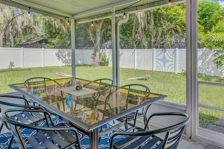 Vacation home for 10 people, with terrace in Tampa