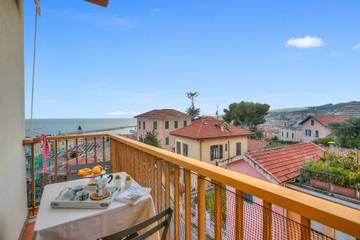 Gîte pour 4 personnes, avec balcon, adapté aux familles à Imperia