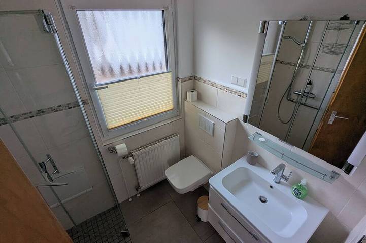 Ganze Wohnung, Gemütliche Ferienwohnung mit Terrasse 70m² Wob in Barwedel, Landkreis Gifhorn