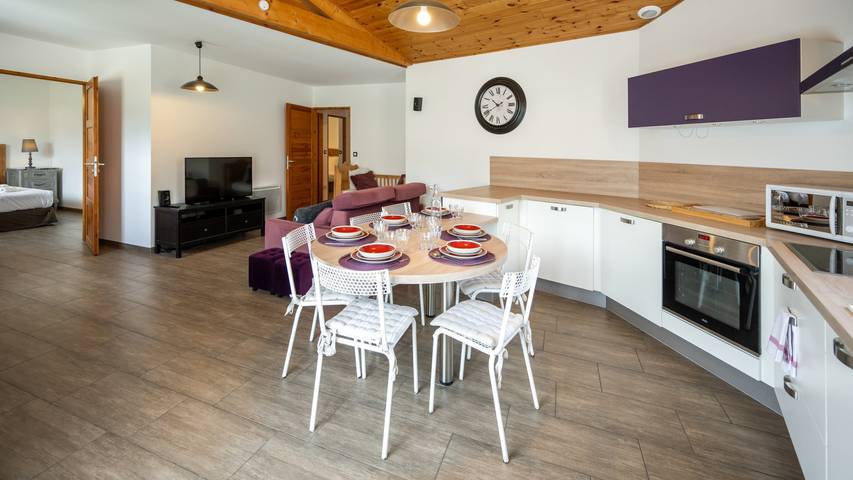 Gîte pour 8 personnes, avec jardin et terrasse dans les Alpes-de-Haute-Provence - 3