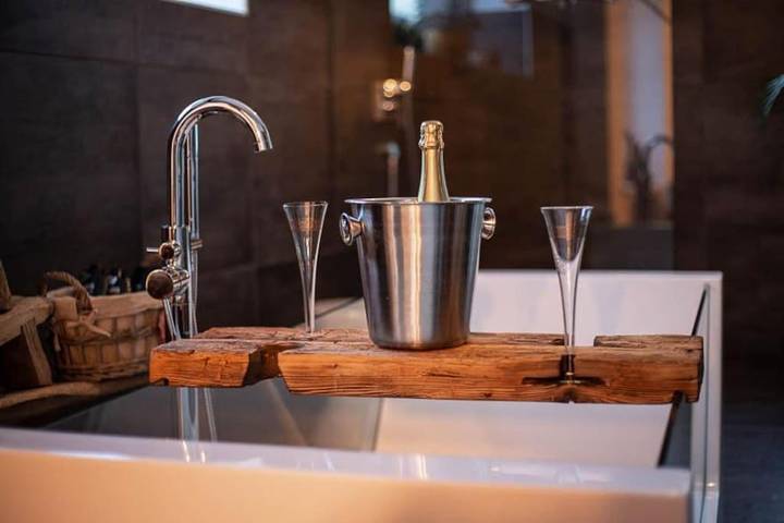 Ferienwohnung für 2 Personen, mit Sauna und Whirlpool sowie Terrasse - 1