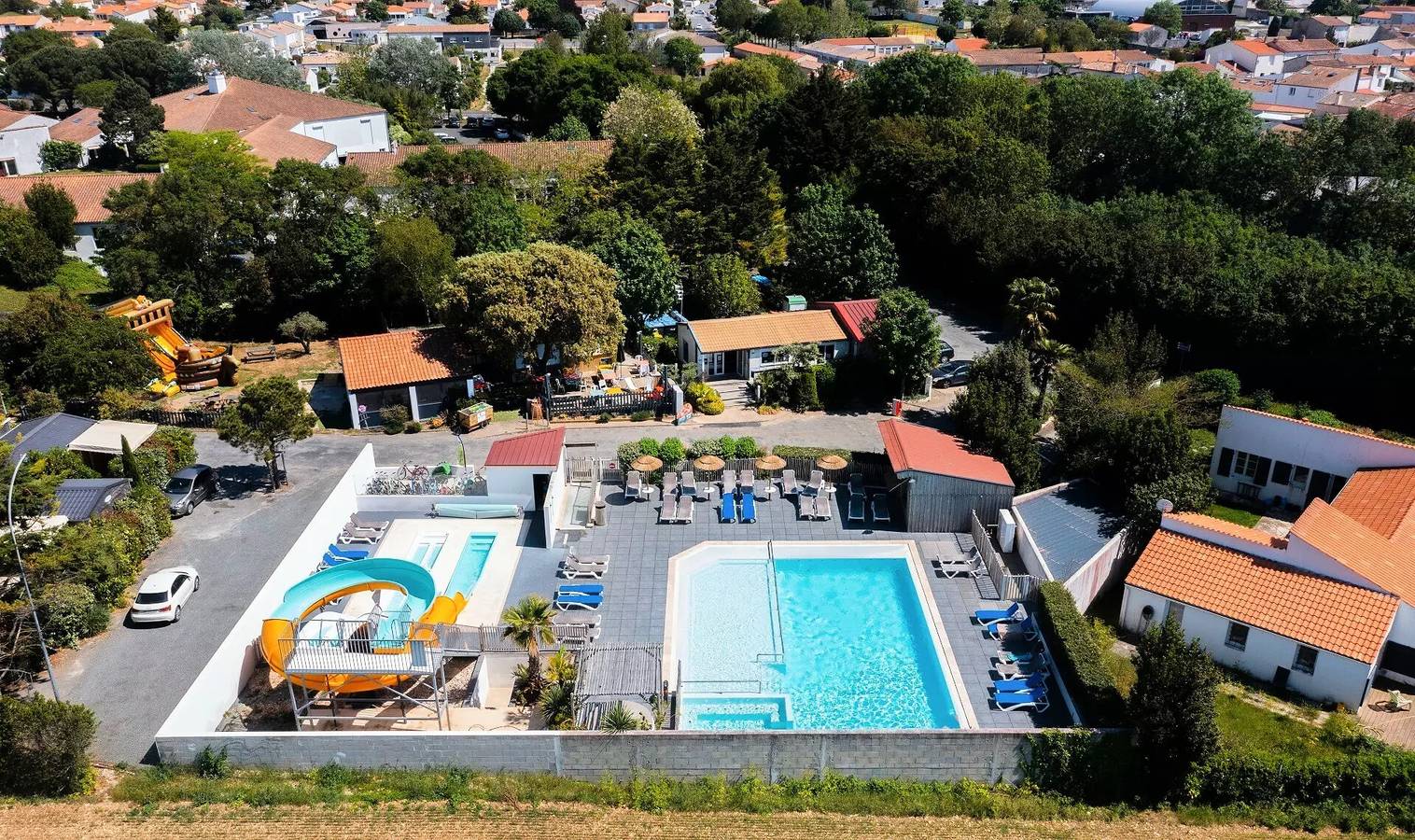 Mobil-home Or 3 Pièces 4 Personnes + Tv in L'Houmeau, Région de La Rochelle