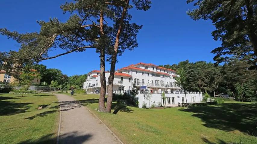 Ferienwohnung für 4 Personen, mit Terrasse und Sauna in Mönchgut-Granitz - 2