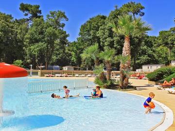 Camping für 6 Personen, mit Kinderpool in Poitou-Charentes