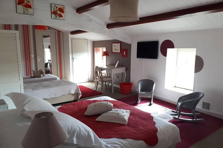 Location de vacances pour 11 personnes, avec jardin à Arçais - 2