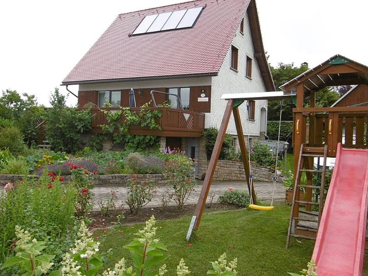 Ganze Ferienwohnung, Ferienwohnung Meyer - Ferienwohnung- 1 komb.Wohn-Schlafraum/Küche in Ilmenau, Thüringer Kernland