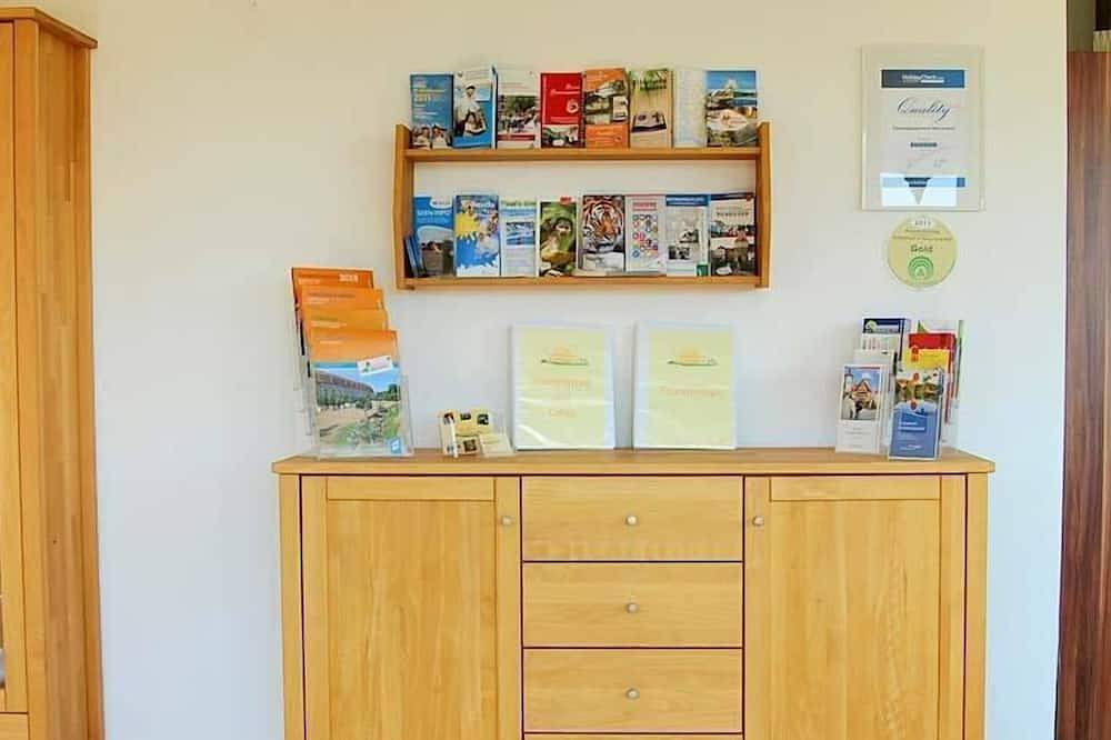 Ganze Wohnung, 4-Sterne-Ferienwohnung (50qm) für Familien mit Kuschelhöhle in Herrieden, Romantische Straße