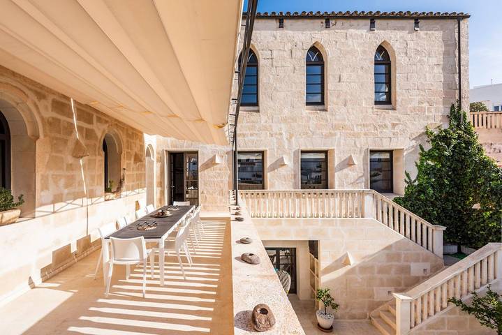 Chalet para 12 personas, con jacuzzi además de jardín y terraza en Menorca - 3