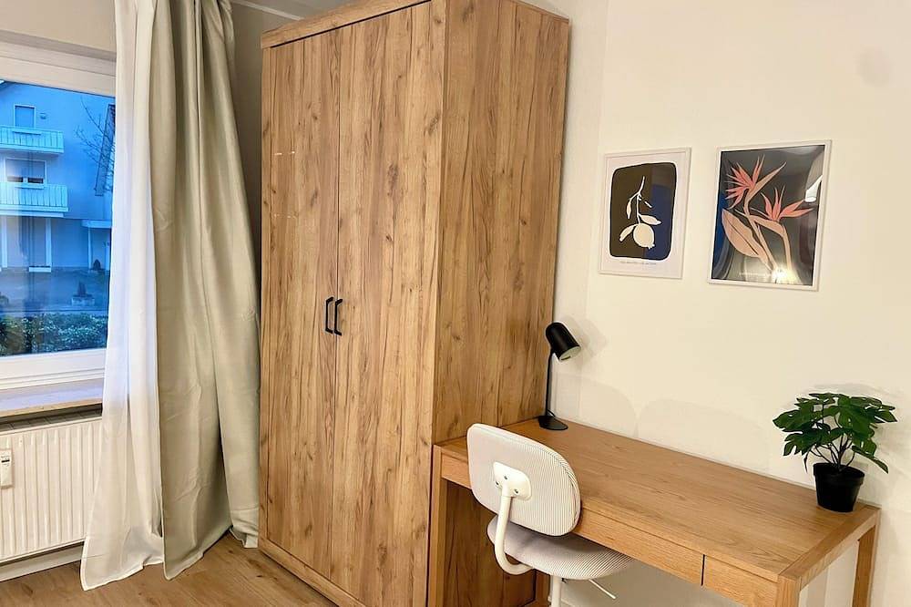 Ganze Wohnung, Westflügelwohnung zentral mit Parkplatz, Westflügel Apartment zentral mit Parkplatz in Bad Rothenfelde, Osnabrücker Land