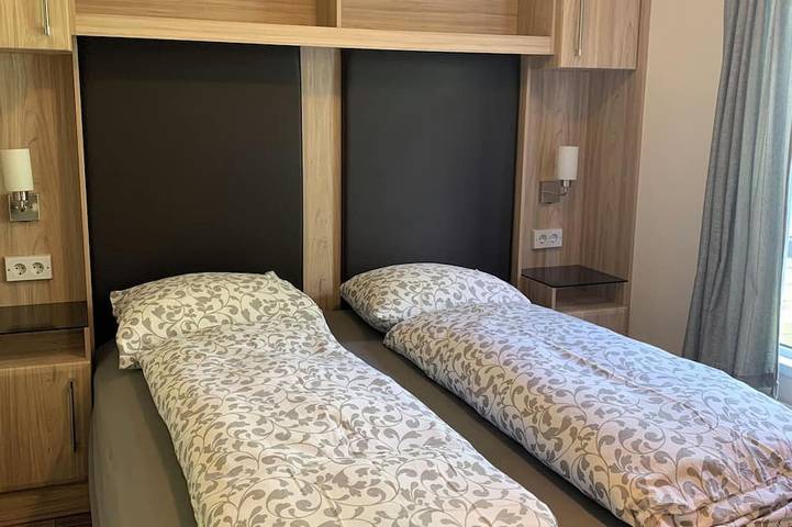 Ferienhaus für 4 Personen, mit Terrasse und Pool sowie Garten in Petten - 2