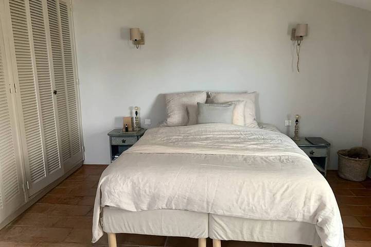 Location de vacances pour 10 personnes, avec jardin dans Pointe Des Chevaliers Hyeres - 2