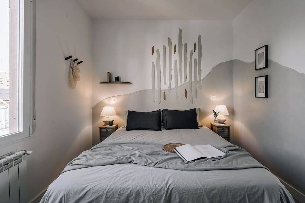 Ganze Wohnung, Tenorio - 2 bedrooms in Cuatro Caminos in Tetuán, Madrid