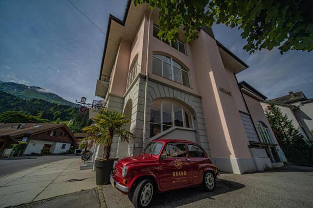 Hotel für 4 Personen, mit Balkon und Terrasse sowie Garten in Engelberg