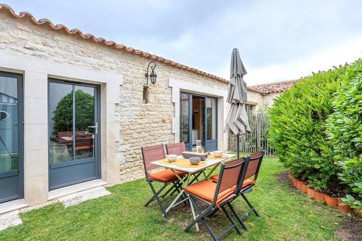 Vacation rental for 4 people, with yard in Charente-Maritime