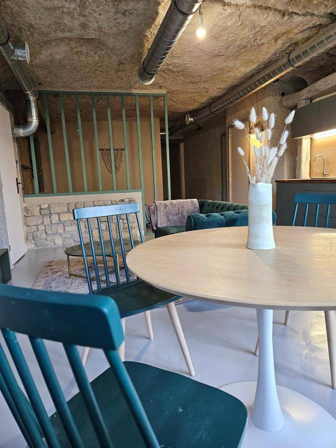 Gîte pour 2 personnes, avec jardin et vue à Saint-Étienne-de-Chigny - 3