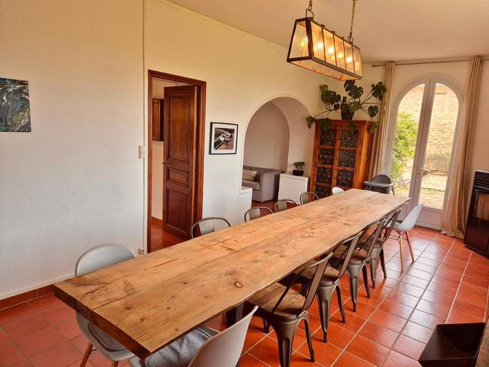 Location de vacances pour 15 personnes, avec jardin ainsi que piscine et vue, animaux acceptés à Maubec - 4