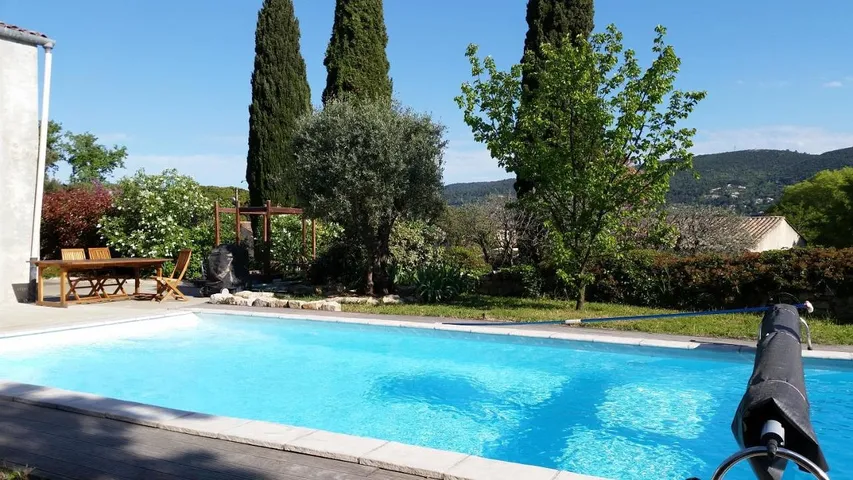 Chambre d’hôte pour 2 personnes, avec piscine et jardin - 1