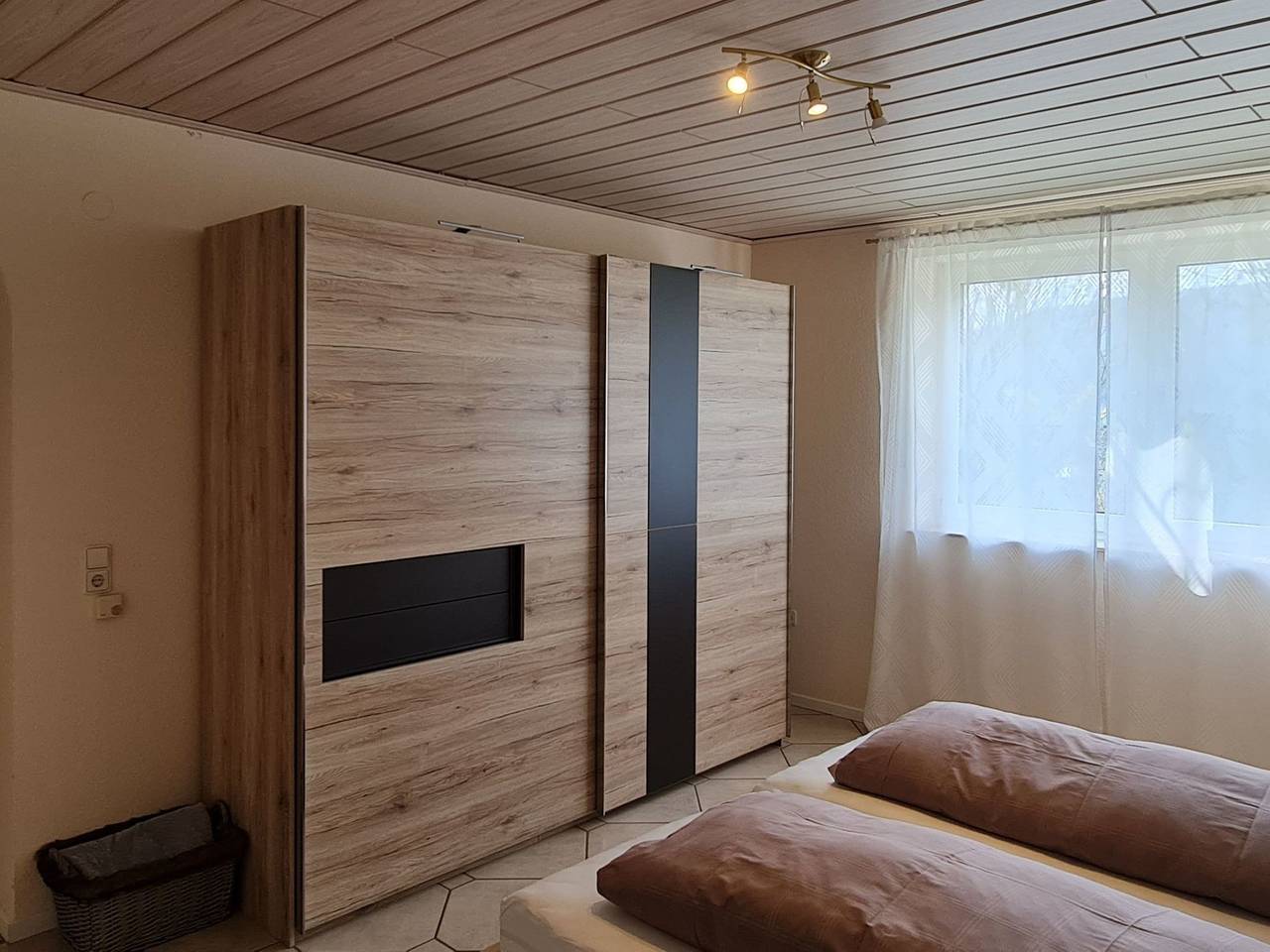 Apartamento entero, Wohnung mit Gartenzugang und Blick in Nüdlingen, Rhön-Bayern