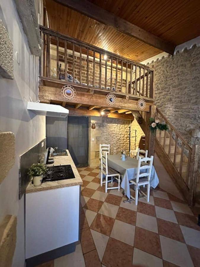 Gîte pour 4 personnes, avec terrasse et jacuzzi à Moulis-en-Médoc - 2