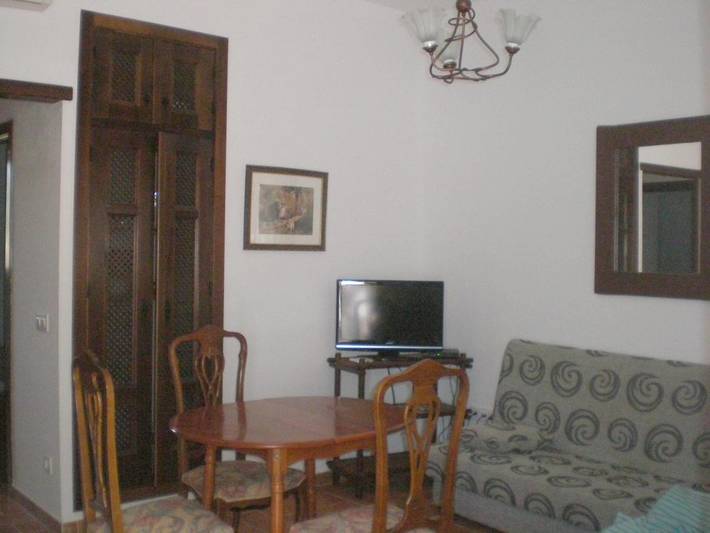 Apartamento de vacaciones para 4 personas, con jardín y terraza además de vistas y piscina en Sierras Subbéticas - 4