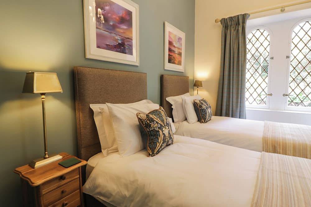 East Lodge - Crathes Castle, pet friendly, with a garden in Banchory in Banchory, Aberdeenshire