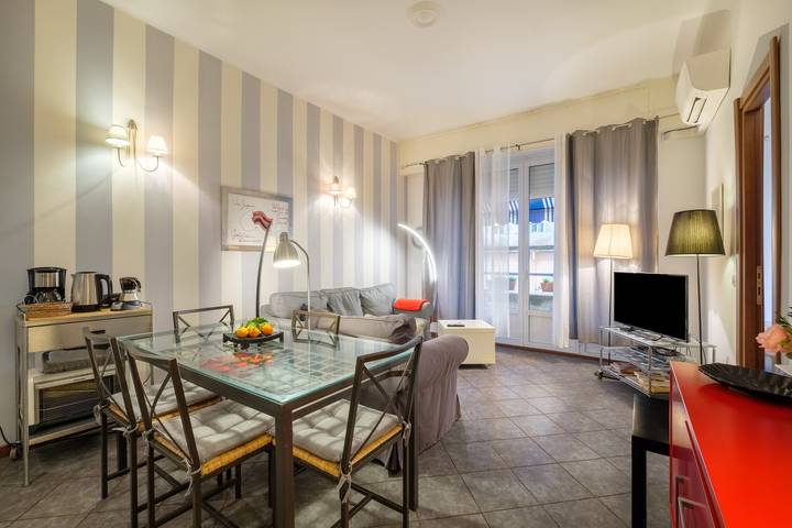 Gîte pour 4 personnes, avec balcon dans Casino Du Palais De La Mediterranee - 2