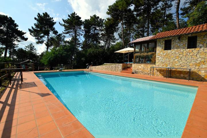 Villa per 8 persone, con giardino in Massarosa