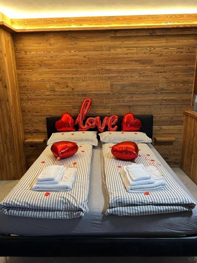 Gîte pour 2 personnes, avec Balcon et Sauna dans Serina - 2
