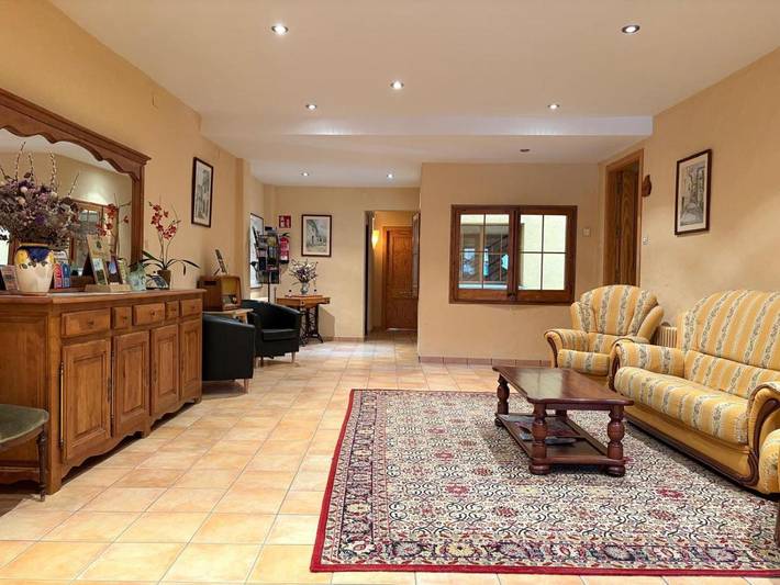 Gîte pour 4 personnes, avec Balcon et Terrasse ainsi que Jardin et Vue à Maçanet de Cabrenys
