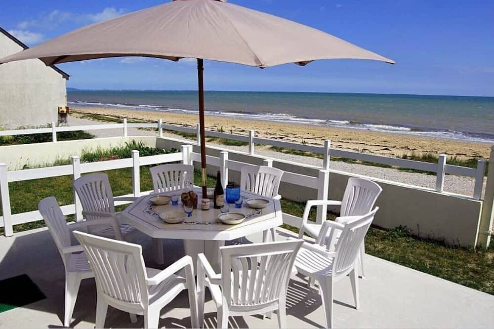 Maison vue sur mer, pieds dans l'eau tout confort in Saint-Marcouf, Région de Cherbourg