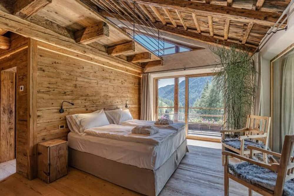 3 Bedroom Chalet in Arabba in Buchenstein, Dolomiti Superski