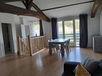 Gîte pour 4 personnes, avec balcon, adapté aux familles à Queyrac